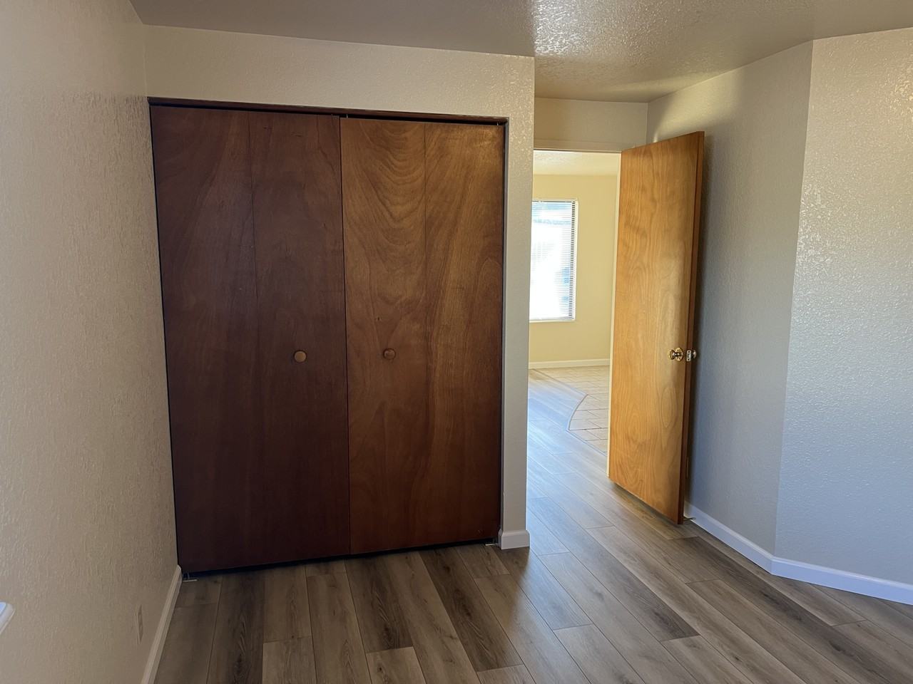 4906 Valley E Blvd #H - Photo 7 of 12