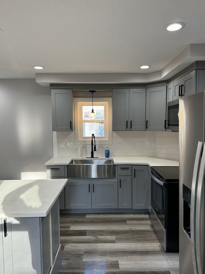 1025 8th Ave #NA - Photo 3 of 12