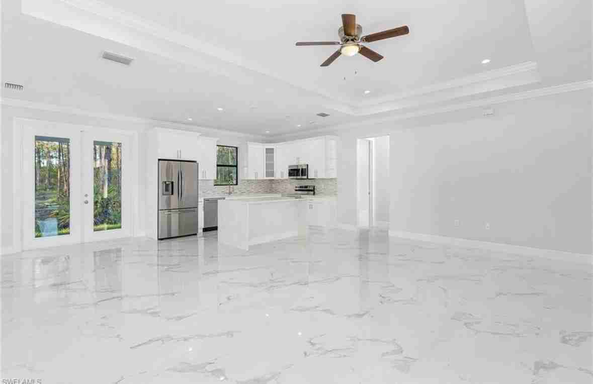 808 37th Ave Nw #NA - Photo 3 of 20