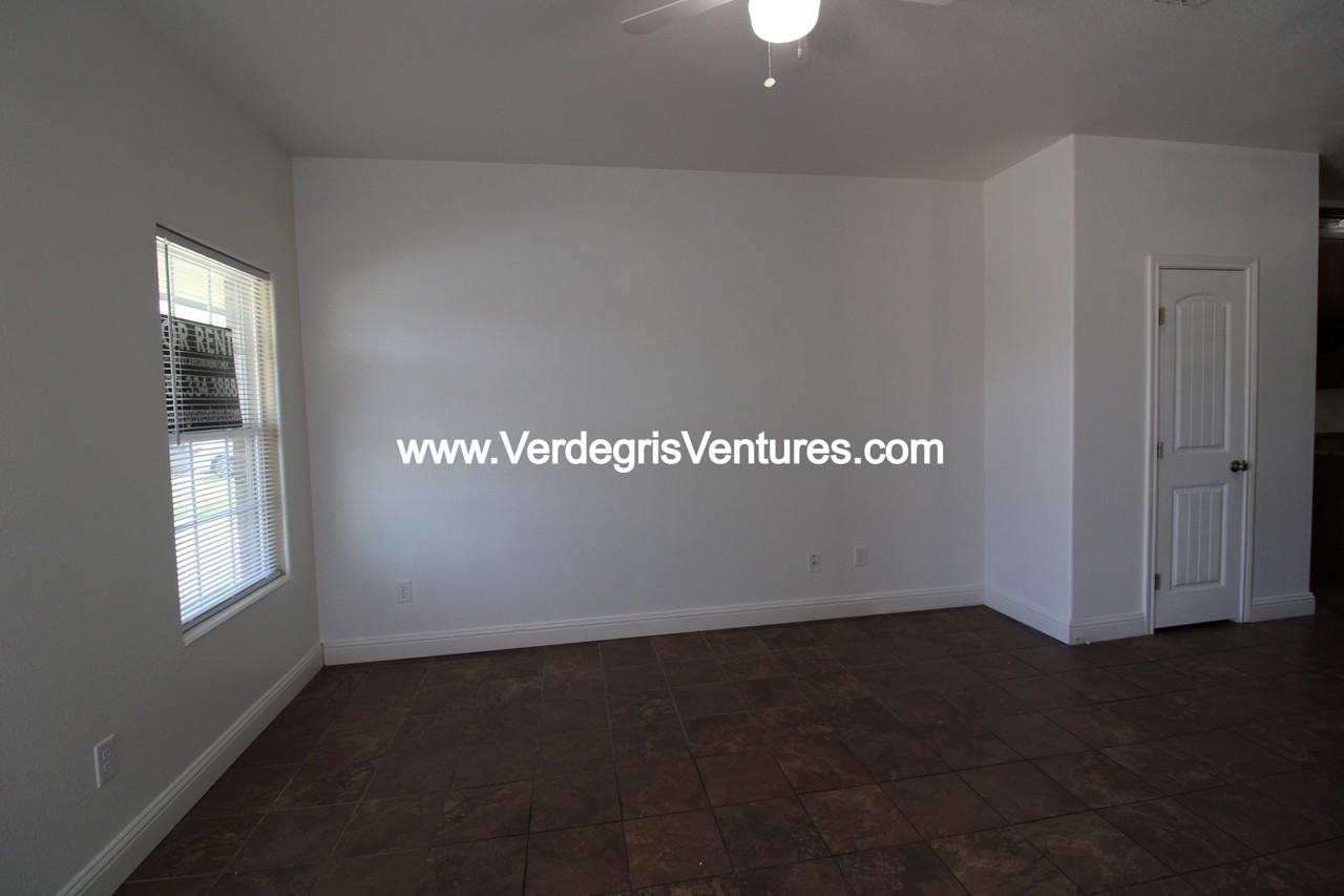 8129 Tanner Ave #NA - Photo 4 of 12
