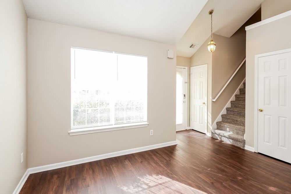 3527 Mcintosh Ln - Photo 7 of 17