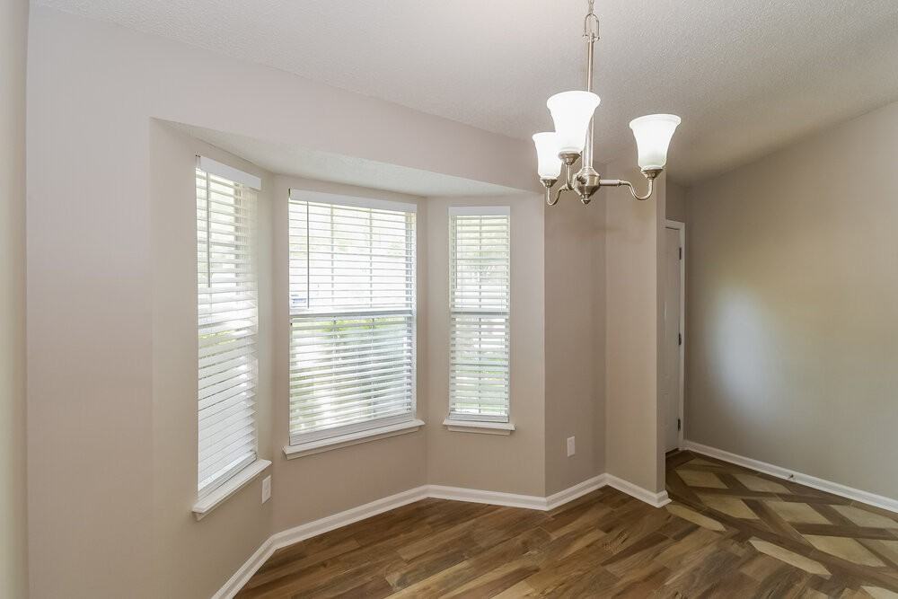 509 Shamrock Ave S - Photo 6 of 16