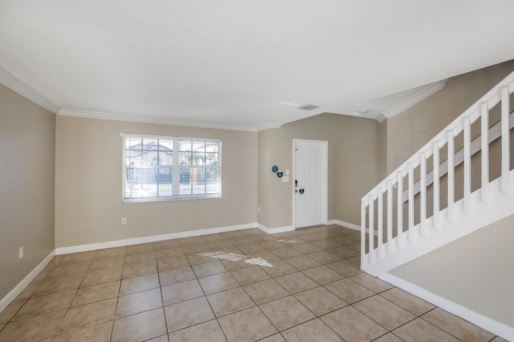 14461 Sw 156th Ave - Photo 5 of 17