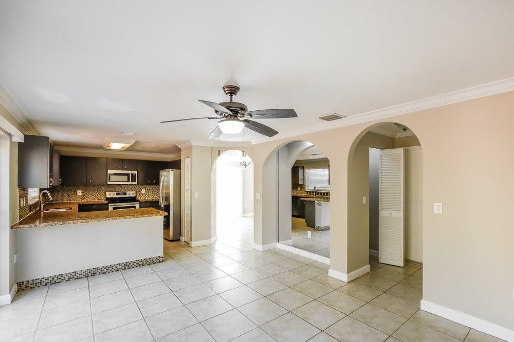 14461 Sw 156th Ave - Photo 7 of 17