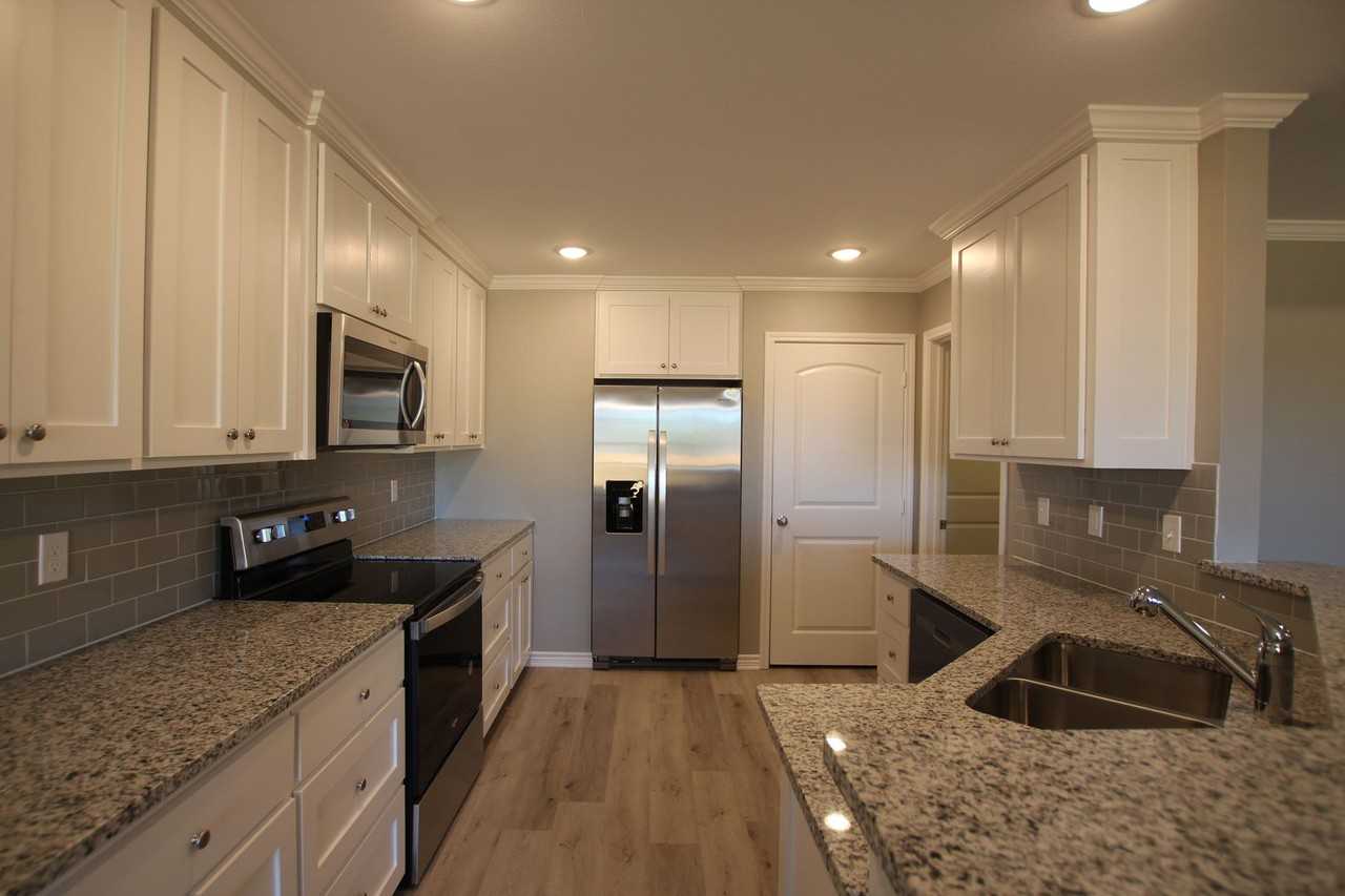 6024 Villa Rosa Way - Photo 7 of 23