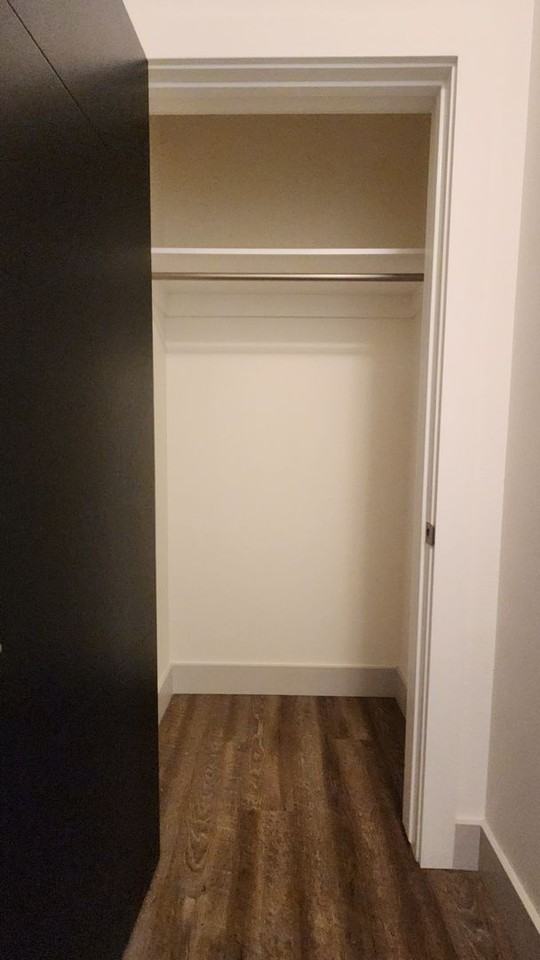 TOO812 - Photo 3 of 32