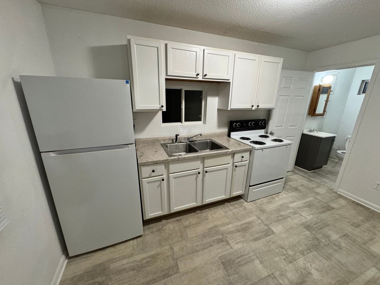 Alta 5-Unit - Photo 2 of 9