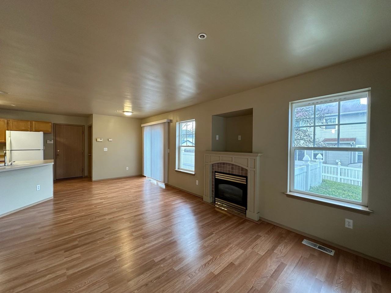 1441 Rooklidge St - Photo 3 of 10