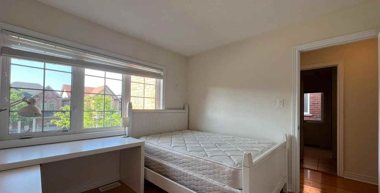 54 Busch Avenue - Photo 3 of 7