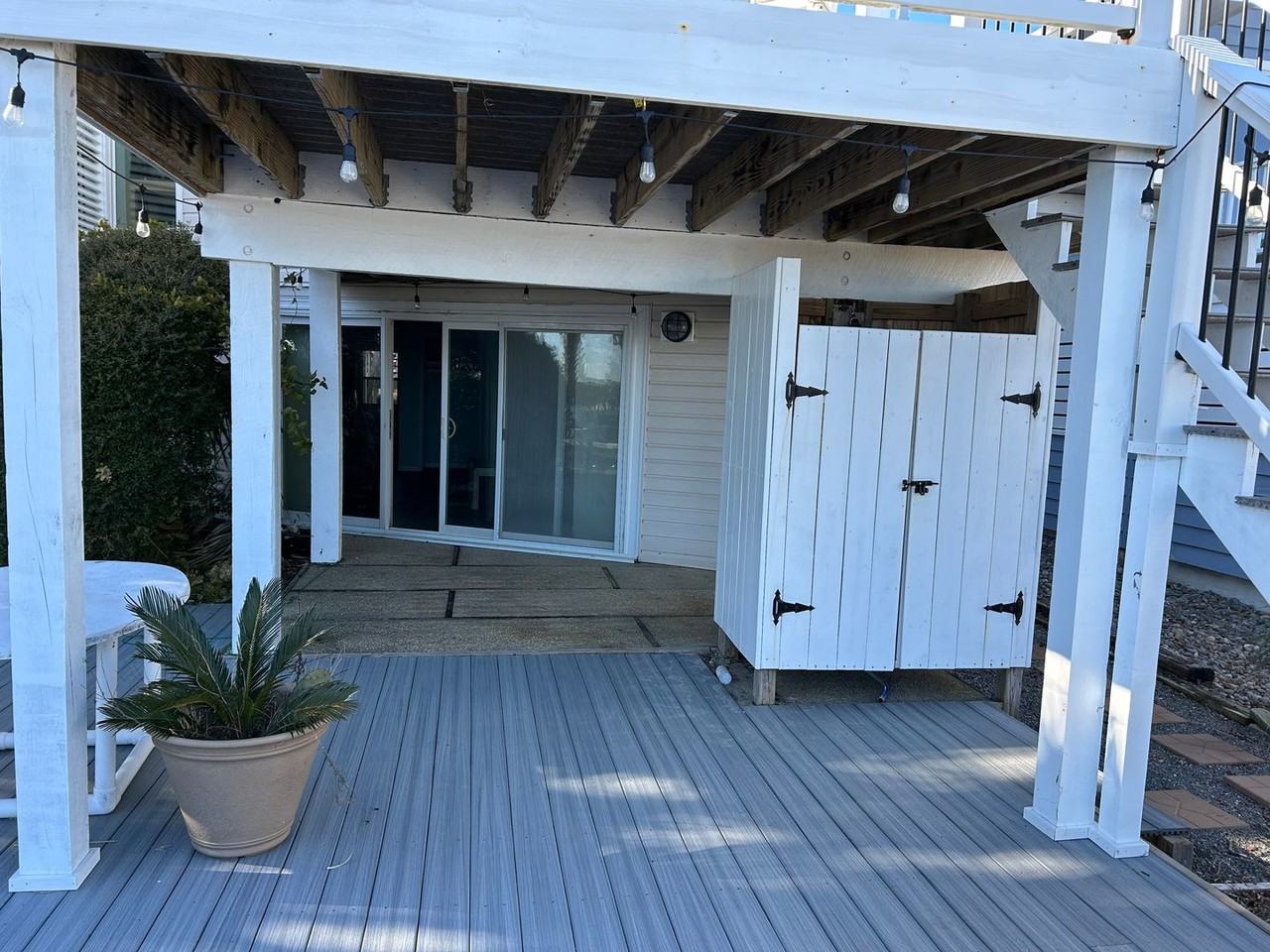 721 Lumina Ave S - Photo 2 of 7