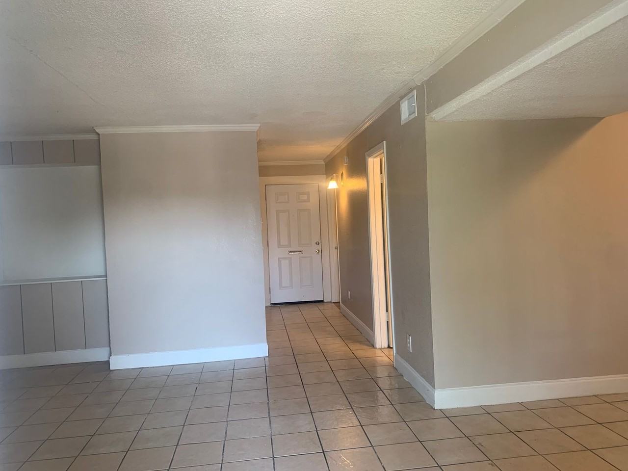 Santa Monica Apartments - Photo 4 of 12