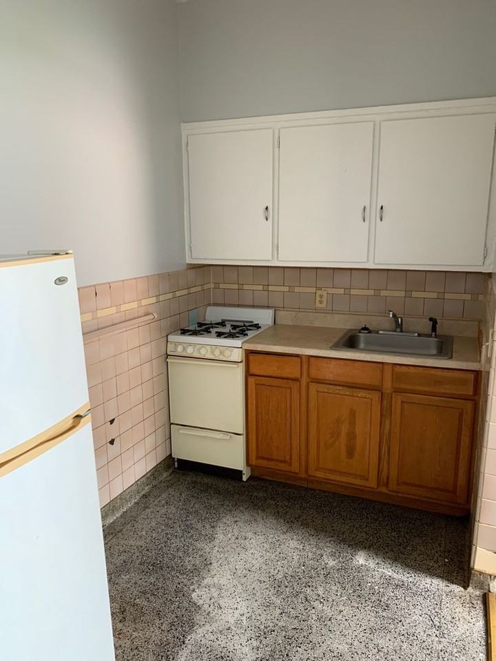 229 Scott St #33 - Photo 2 of 9