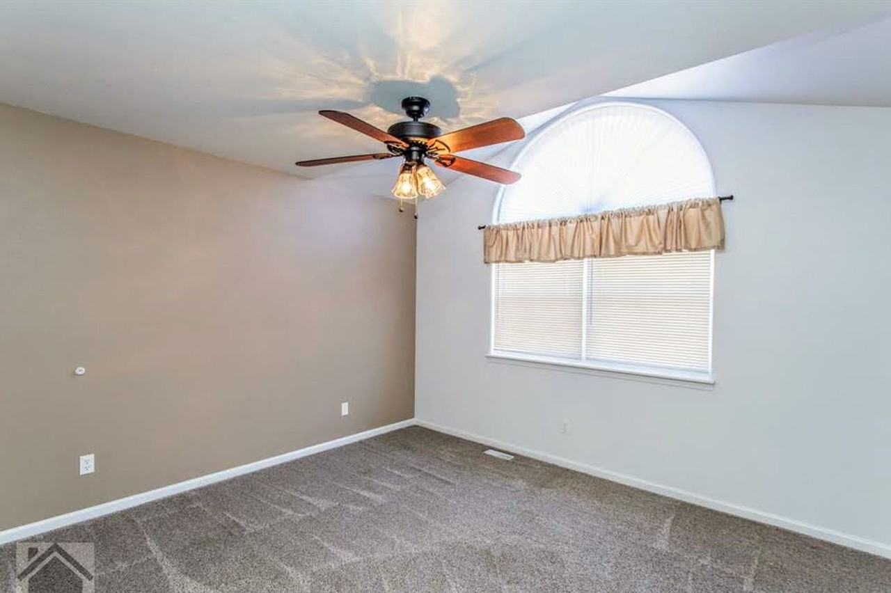 21731 Harlan Ln - Photo 2 of 10