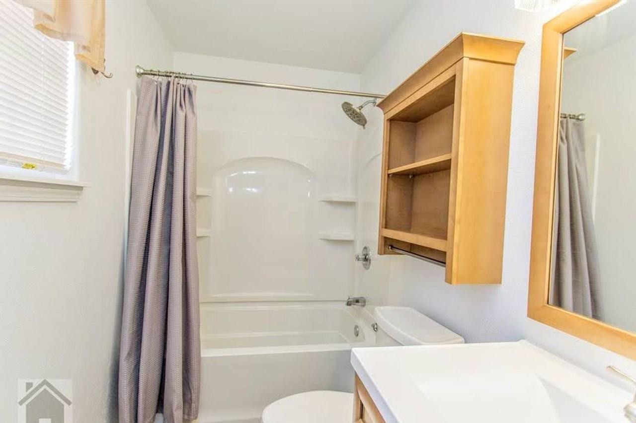 21731 Harlan Ln - Photo 3 of 10