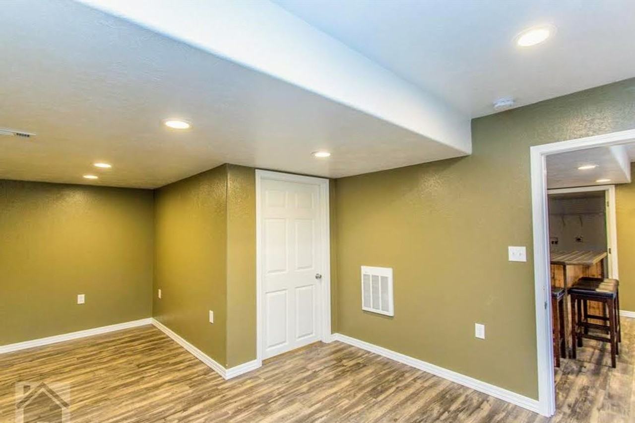 21731 Harlan Ln - Photo 6 of 10