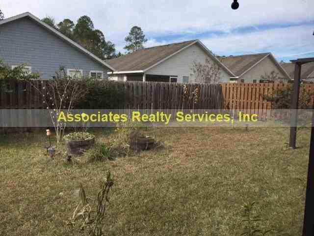 4918 Nw 20th Dr - Photo 3 of 21
