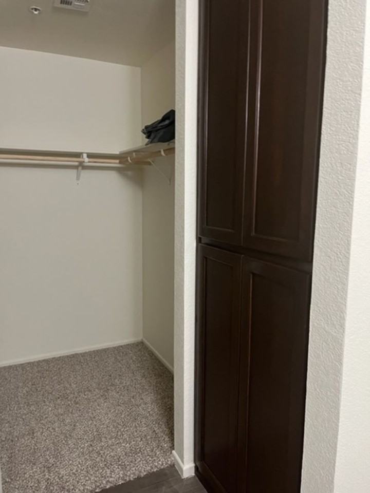 7333 E 37th Pl - Photo 4 of 10