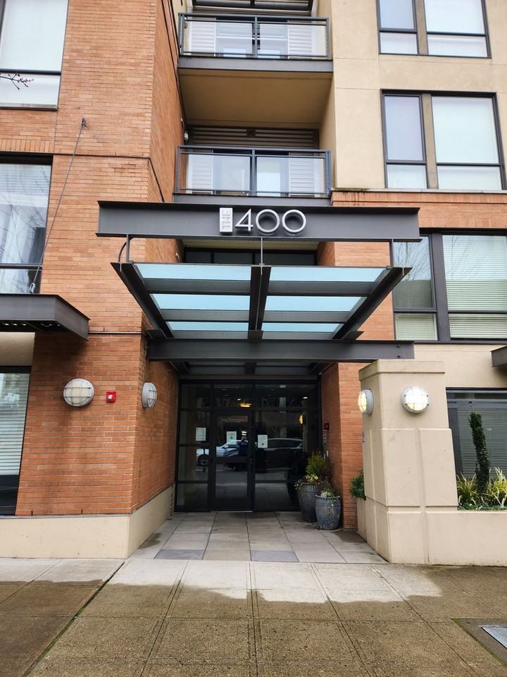 400 Washington Ave - Photo 2 of 24