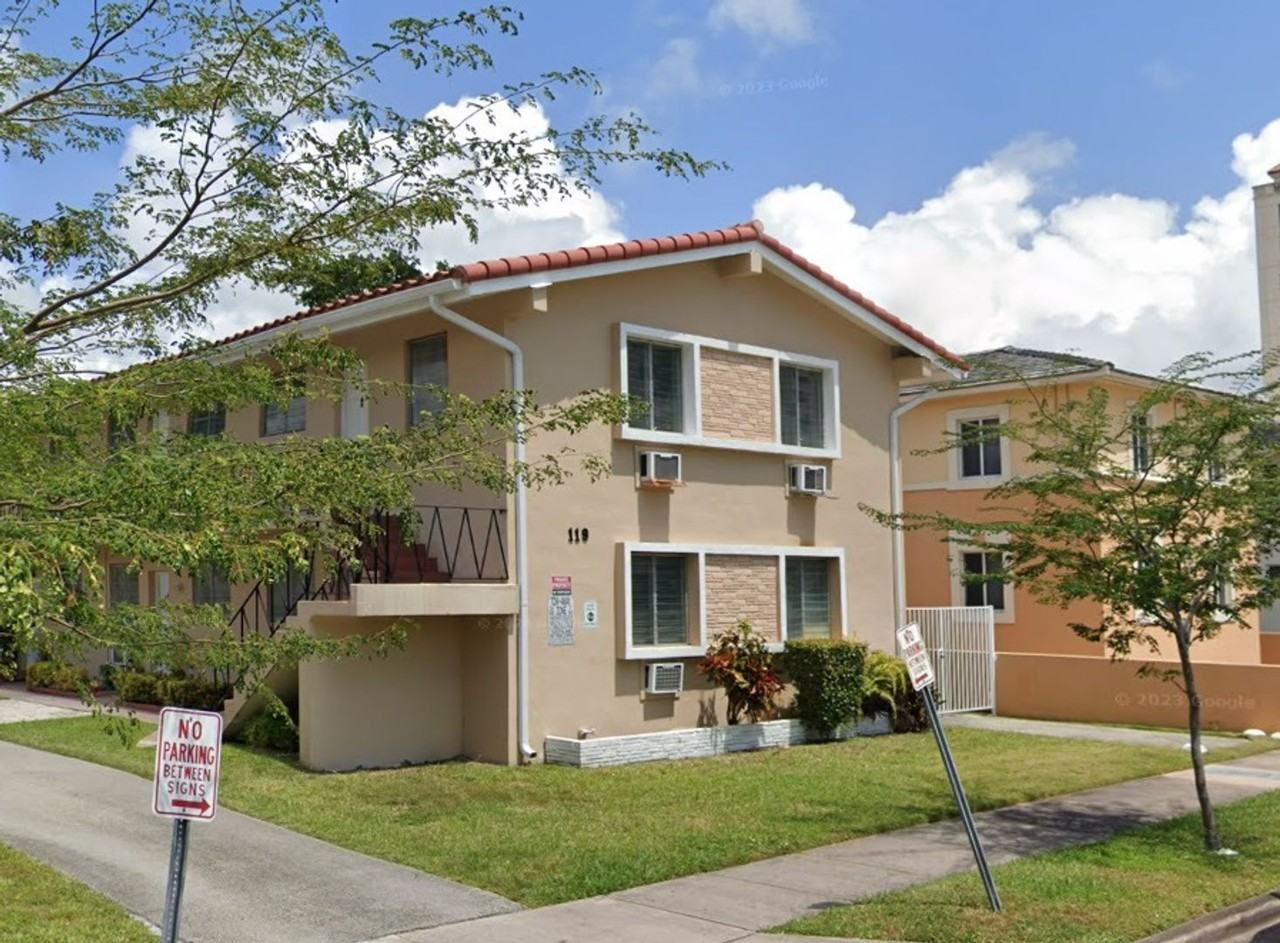 Antiquera Ave 119-127 - Photo 4 of 6
