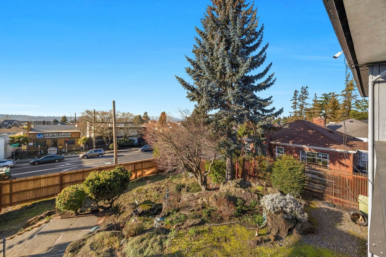 Tara Apartments - Photo 3 of 16