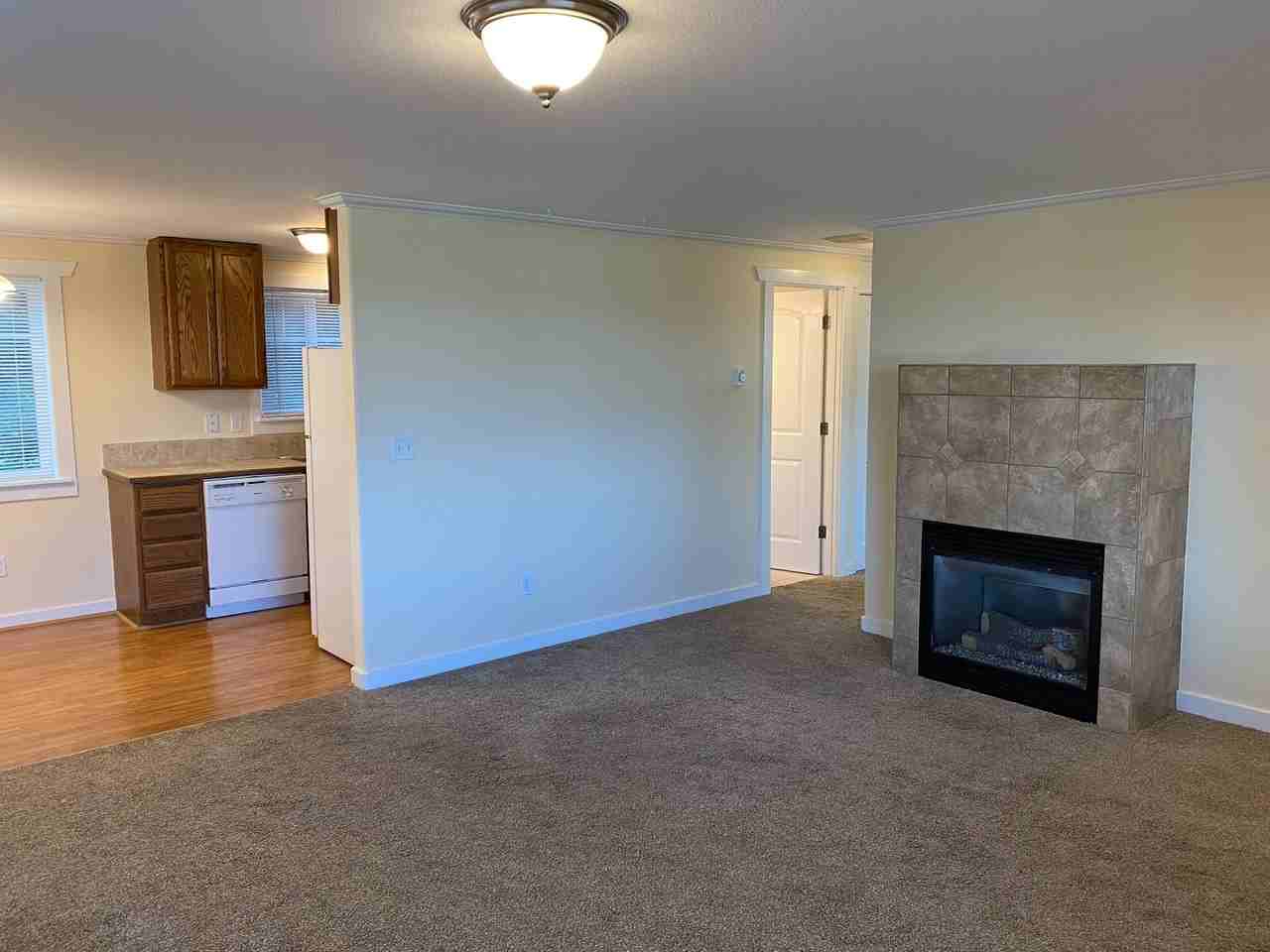 Irving View Apartments - Photo 6 of 15