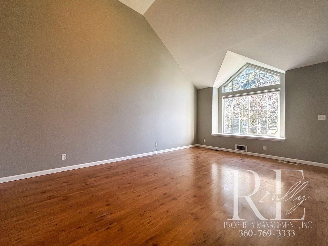 19750 Mosjon Cir Ne - Photo 7 of 28