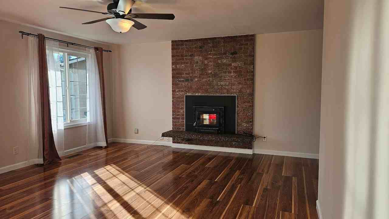 13306 61st Ave Se - Photo 2 of 31