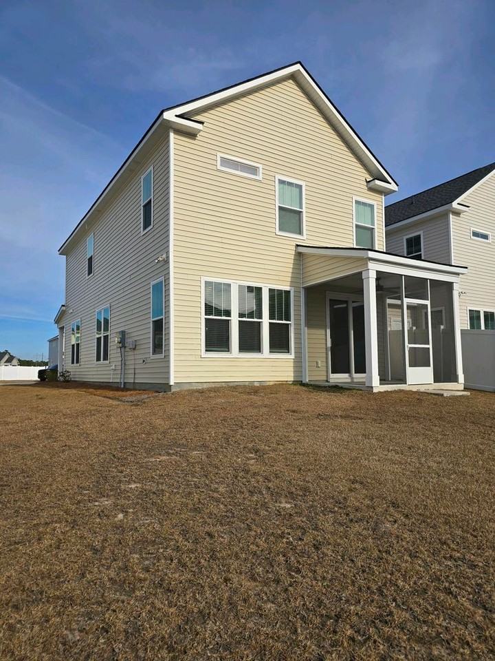 113 Patterson Ave - Photo 3 of 20