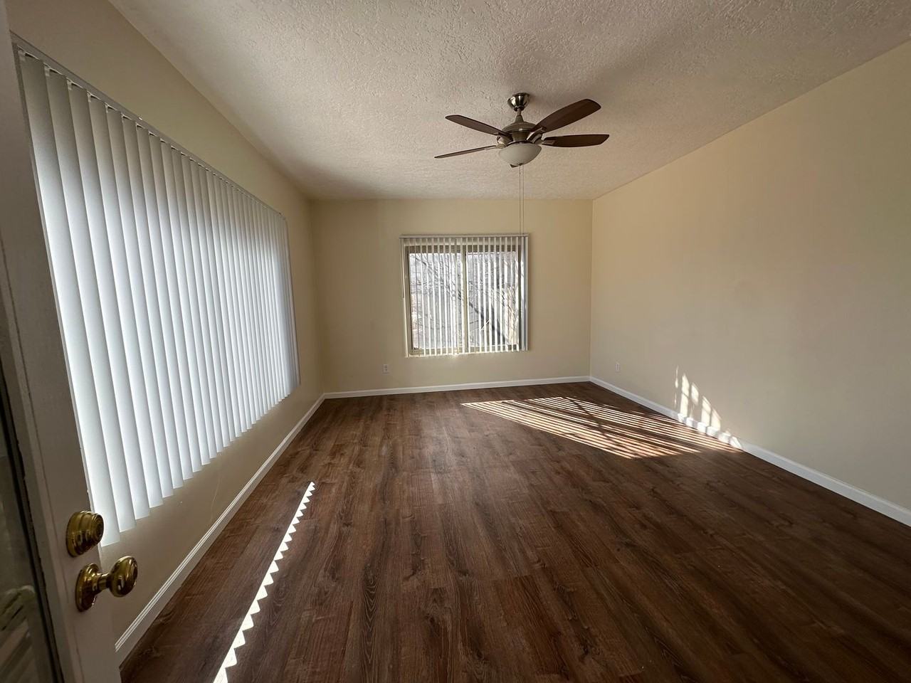 309 Dallas St Ne - Photo 2 of 18