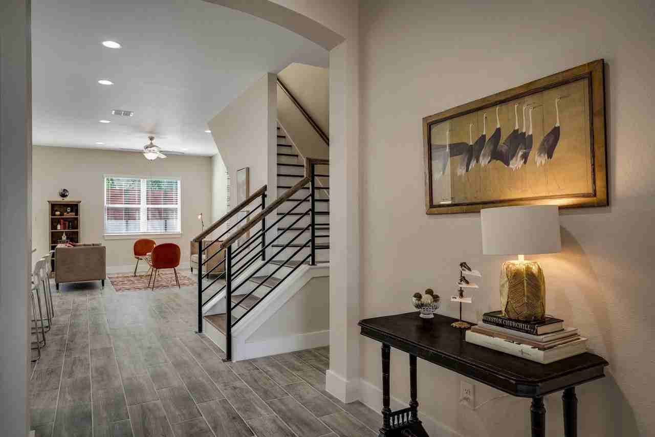 11158 Vance Jackson Rd #3 - Photo 4 of 36