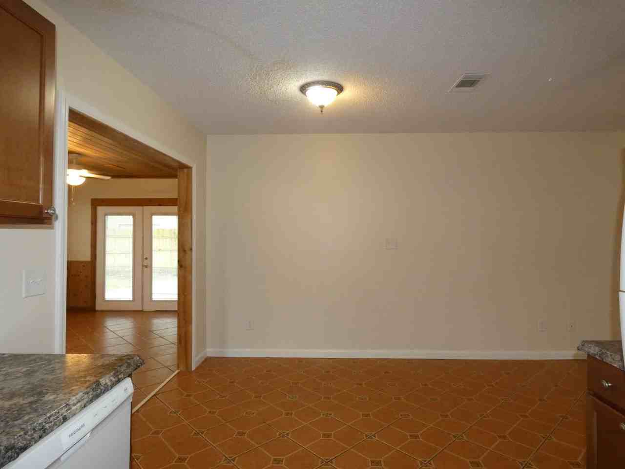 4606 Southern Pl - Photo 6 of 28