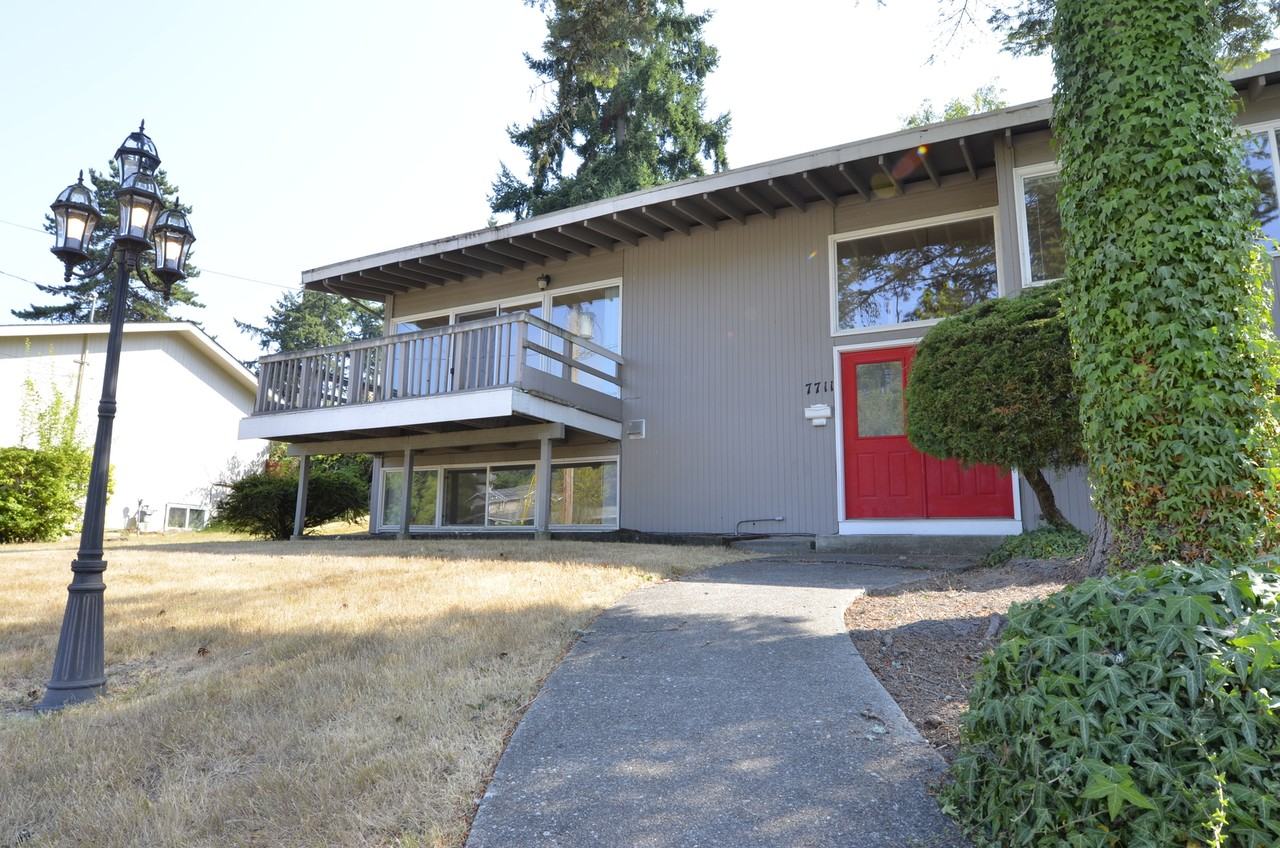 7711 Se 39th St - Photo 2 of 24