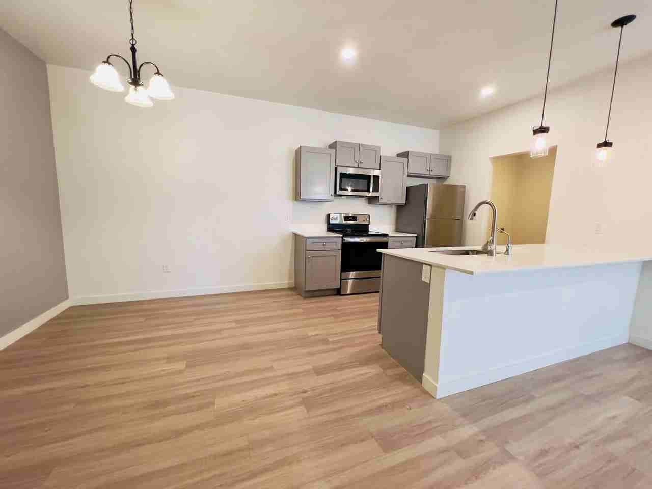 5518 Itasca St - Photo 6 of 20