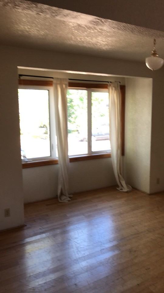 2643 Kincaid St - Photo 3 of 10