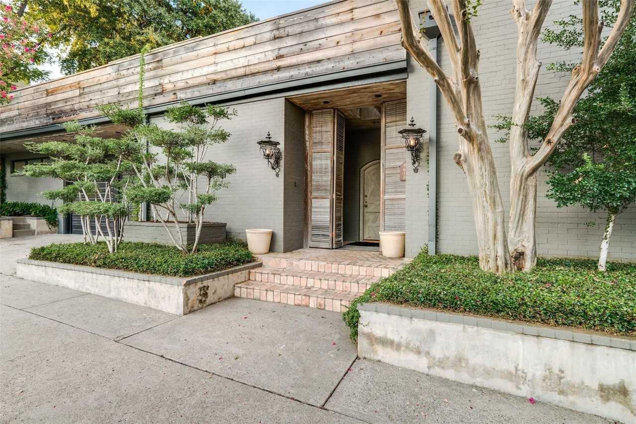 3610 Congress Ave - Photo 3 of 40