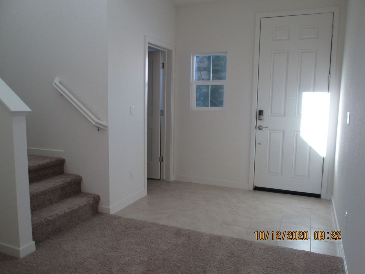 1075 Swarthmore Ct - Photo 2 of 9
