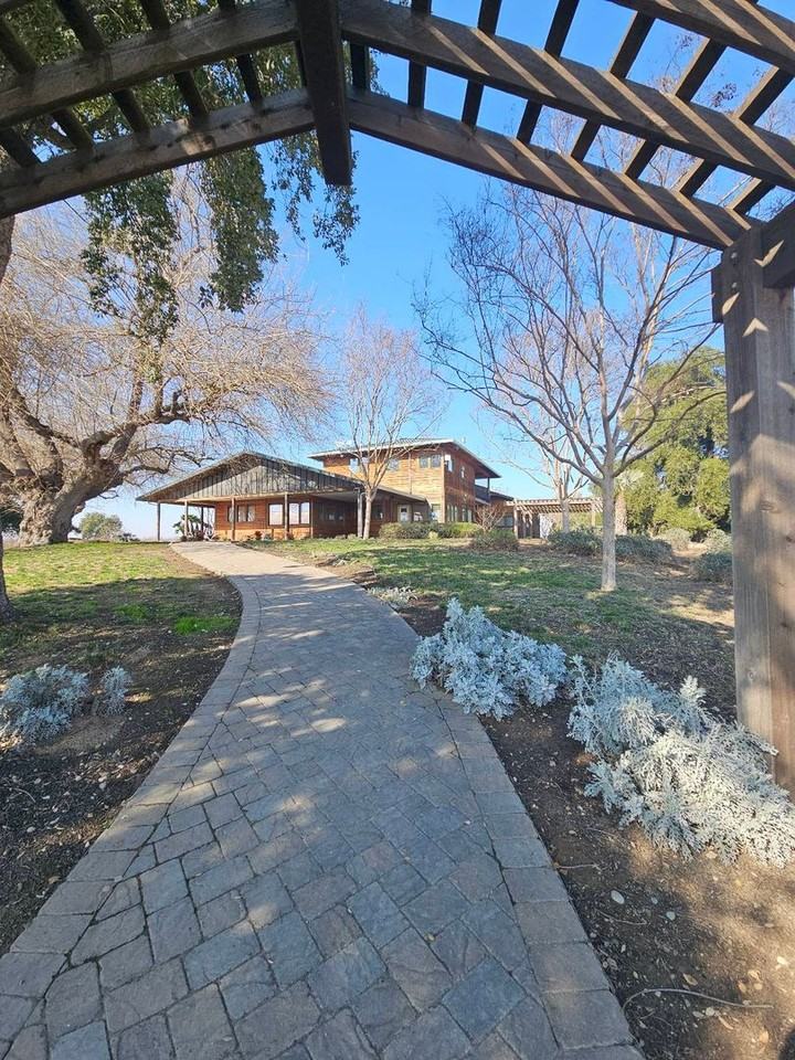 13306 Whitmore Rd - Photo 3 of 50