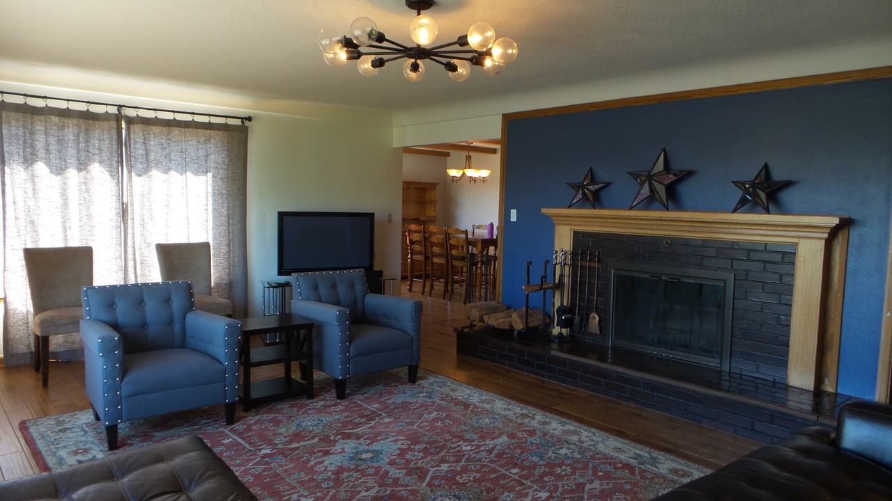 1958 Sherman Ave - Photo 4 of 32
