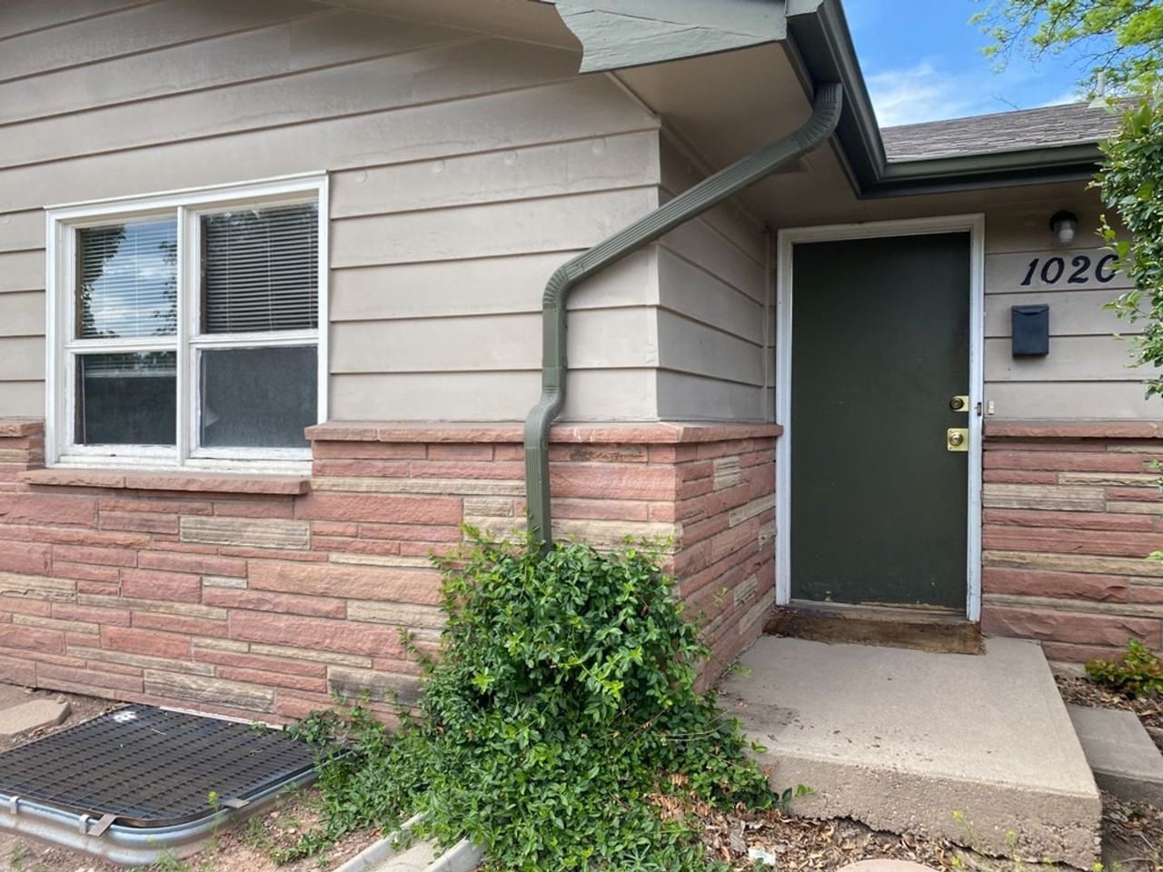 1020 W Prospect Rd - Photo 2 of 50