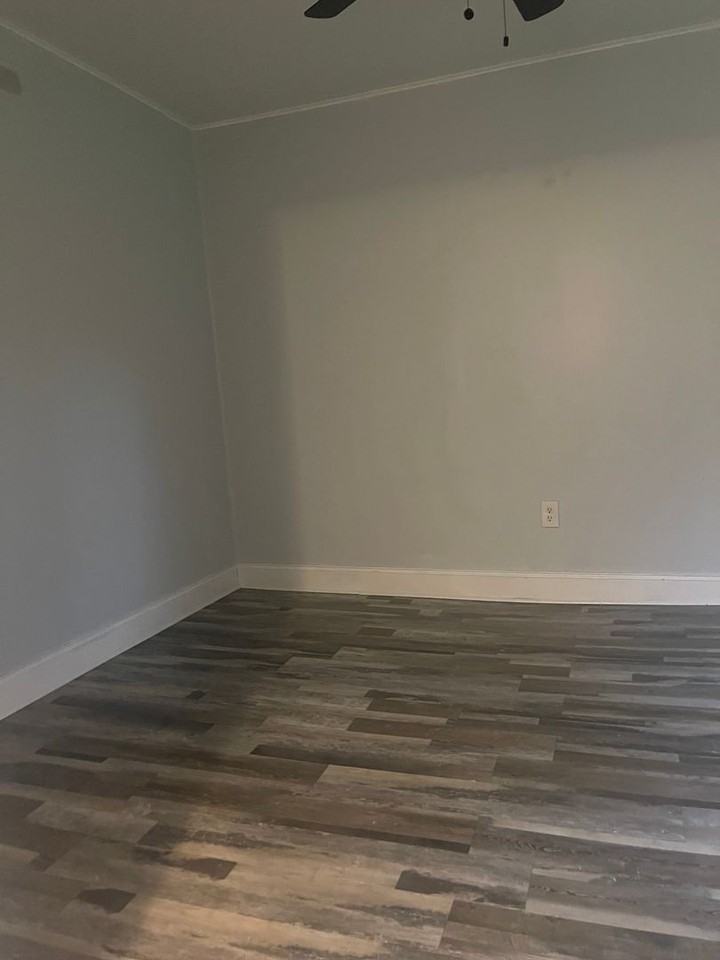 12514 Longmead Ave - Photo 2 of 9