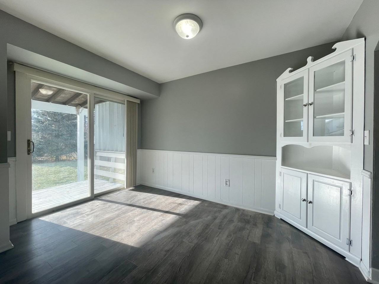 505 W 70th St - Photo 5 of 18