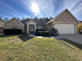 featured image of 626 Huntwick Ln