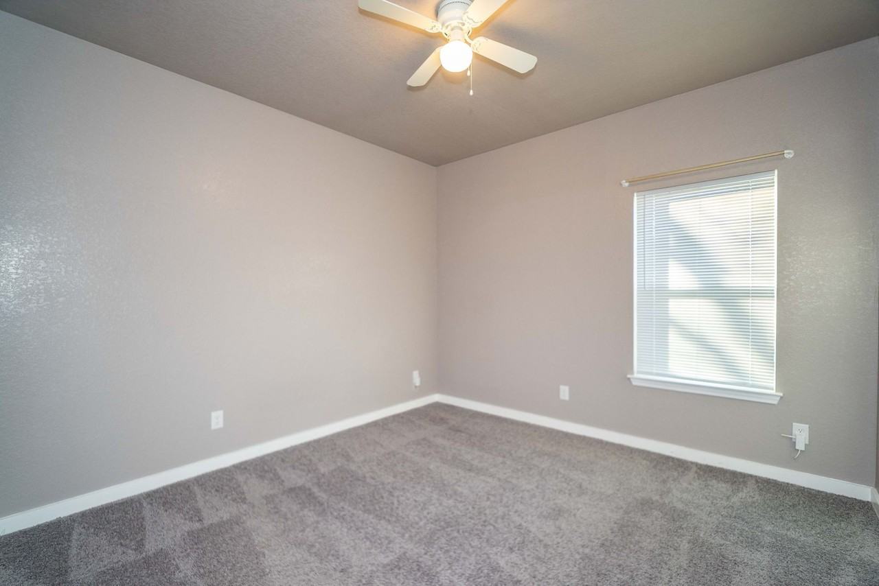 234 Gould St #101 - Photo 5 of 22