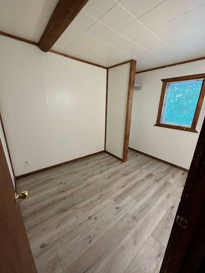 1427 Bixby Ave Ne - Photo 3 of 8