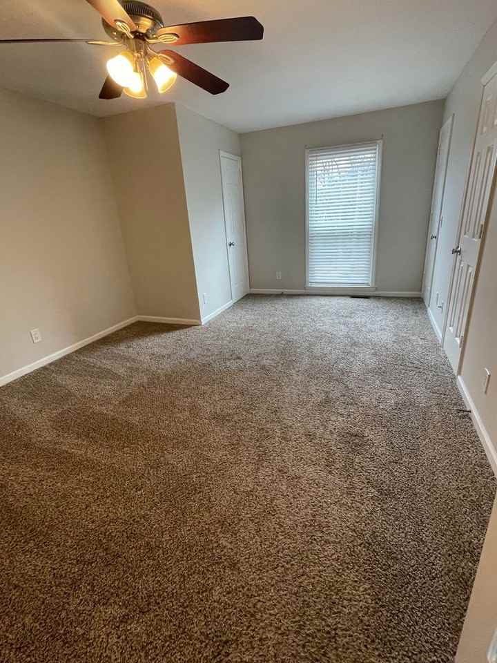 724D Due West Ave N - Photo 7 of 8