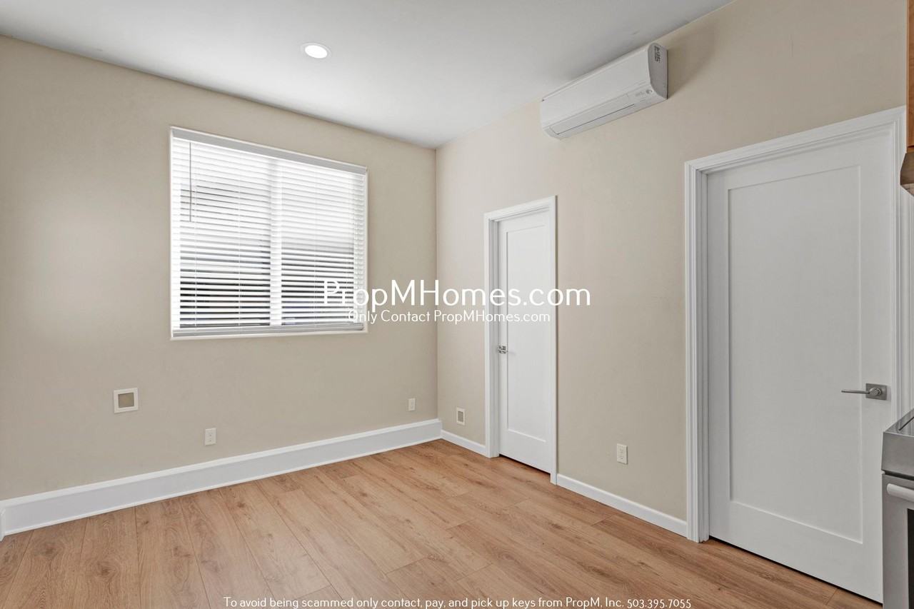 9597 Se Crystal View Dr #B - Photo 3 of 19