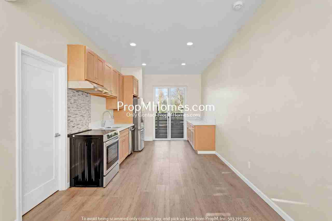 9597 Se Crystal View Dr #B - Photo 5 of 19