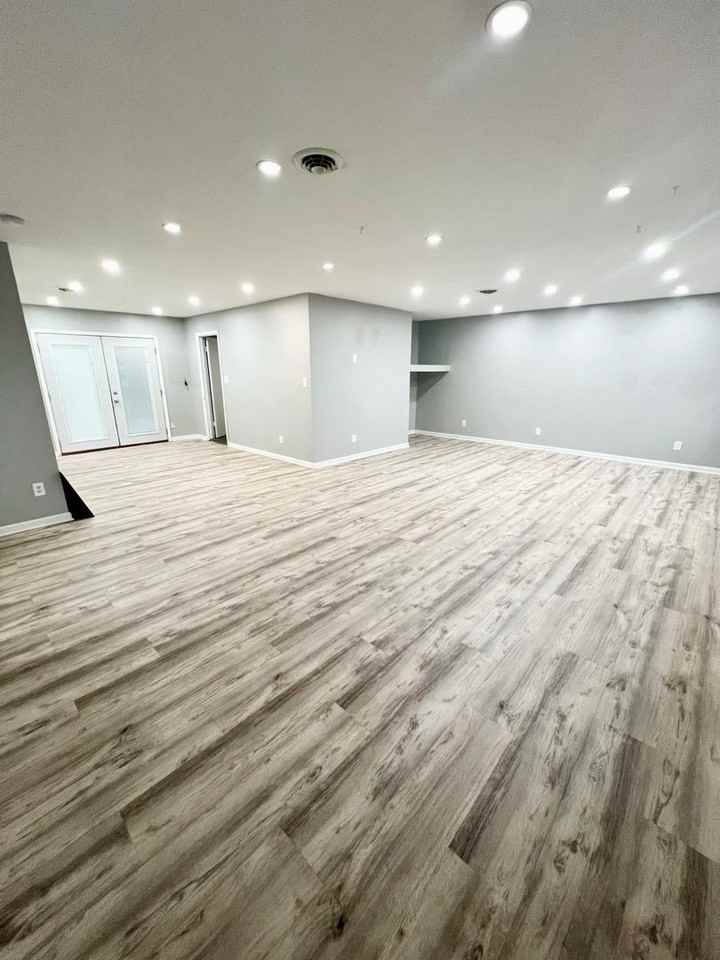 6311 Chaddsford Dr - Photo 2 of 32