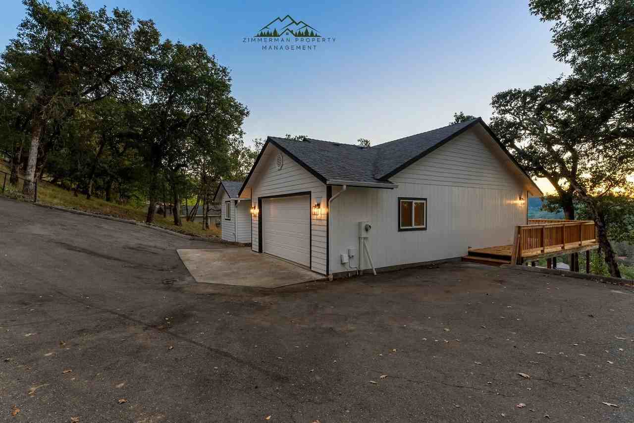 1485 Se Parkwood Dr - Photo 3 of 50