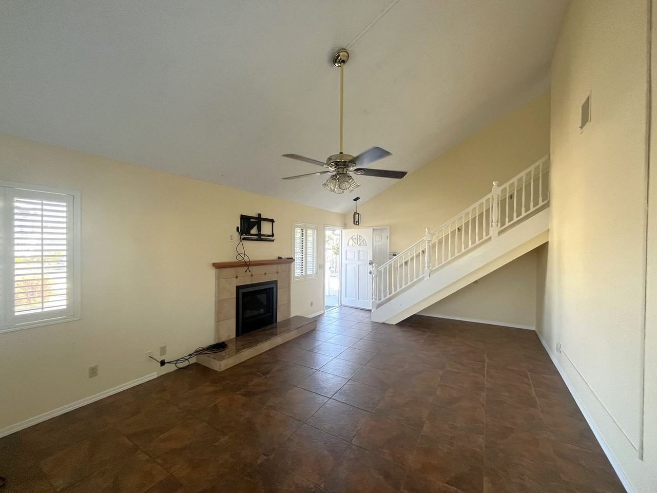 498 Trouville Ave - Photo 7 of 30